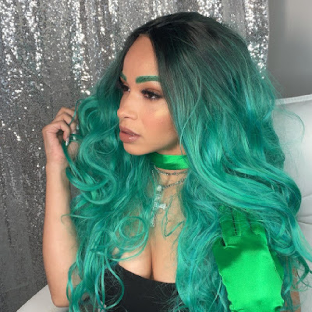 Meet your Posher, Yaritza